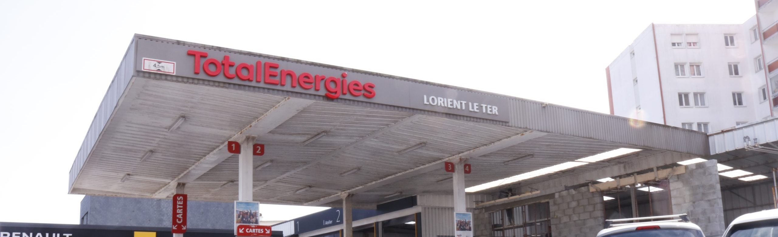 Station essence Total Energies à Lorient le Ter